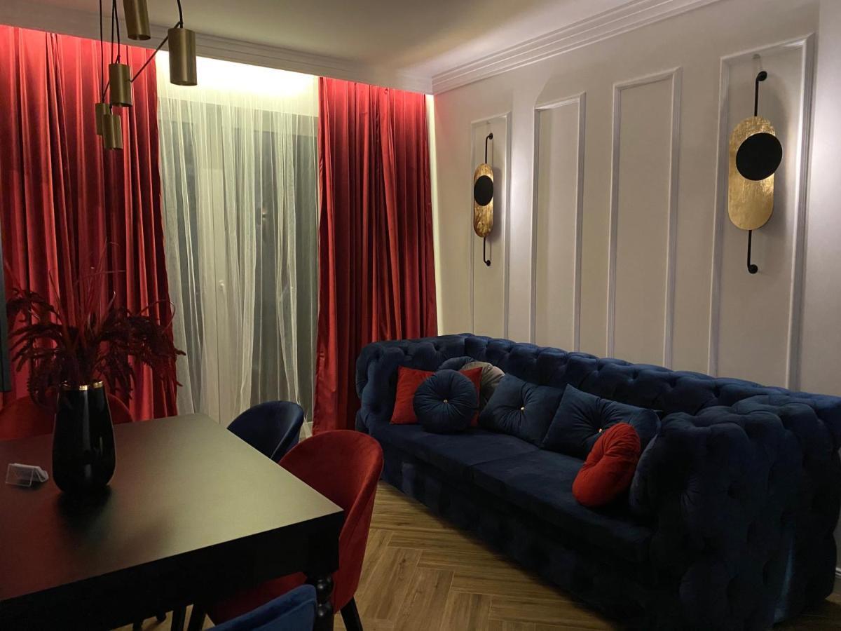 Family Sauna Teznia Apartments: Lakeside Retreat With Private Wellness Apartment *